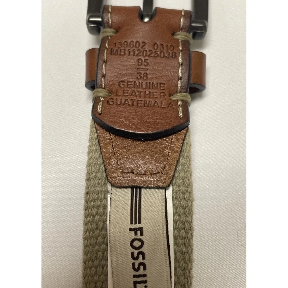 FOSSIL BEIGE CANVAS‎ LEATHER METAL BUCKLE SIZE 38